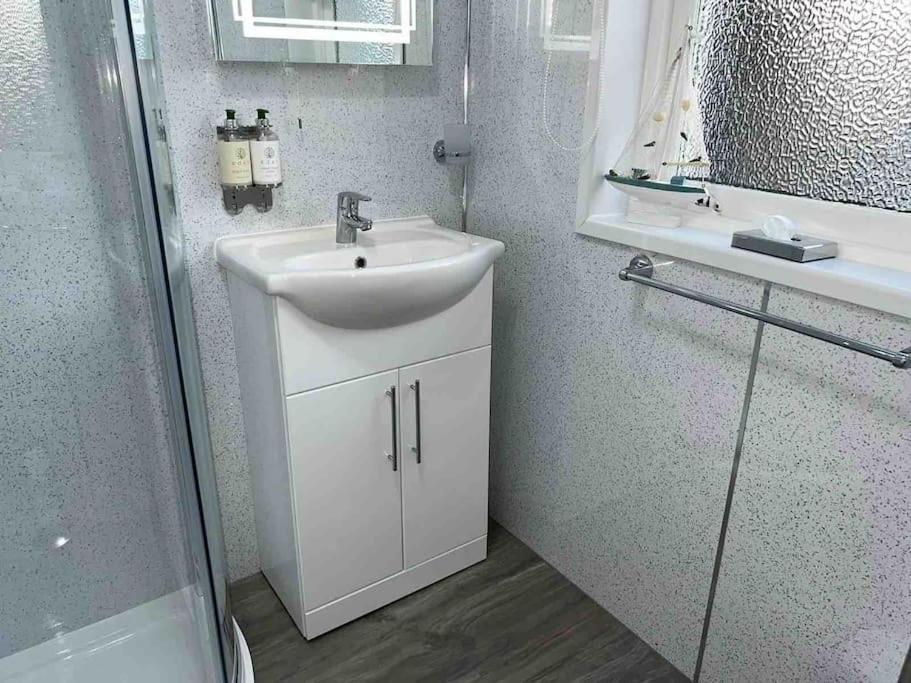 Modern 2 Bed Apartment Oban Zewnętrze zdjęcie